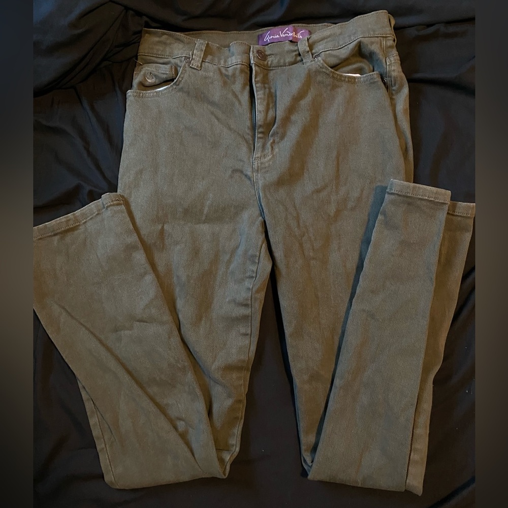 gloria vanderbilt woman’s dark green pants